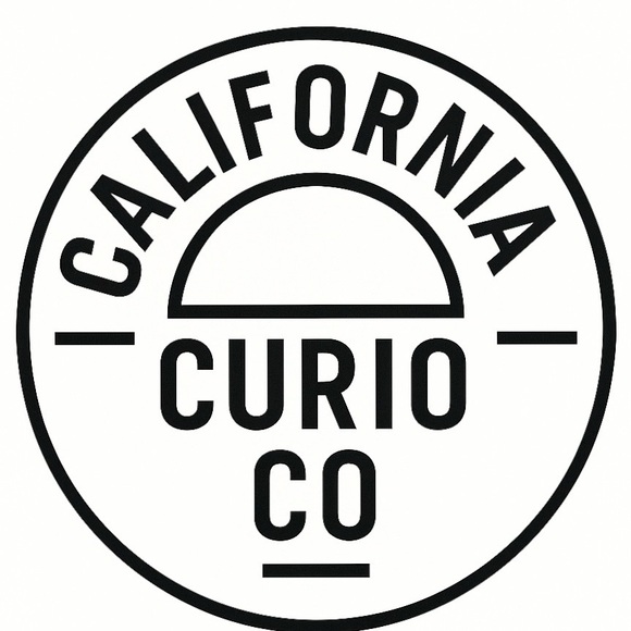 Meet your Posher, Danielle - Picture 2 of 2